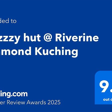 Cozzzy Hut @ Riverine Diamond Kuching Kültér fotó